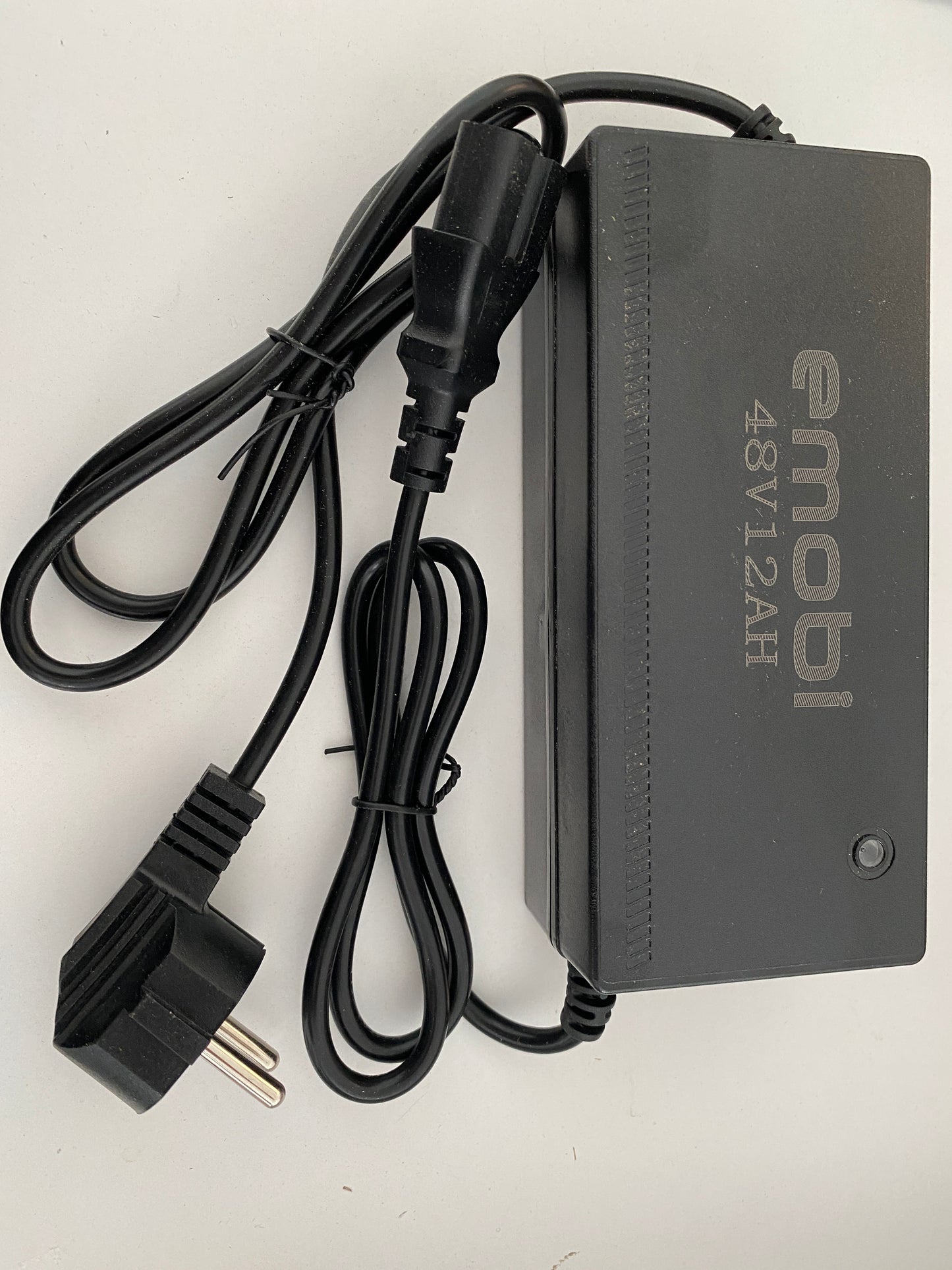 Punjač za  gel batterija 48v12ah